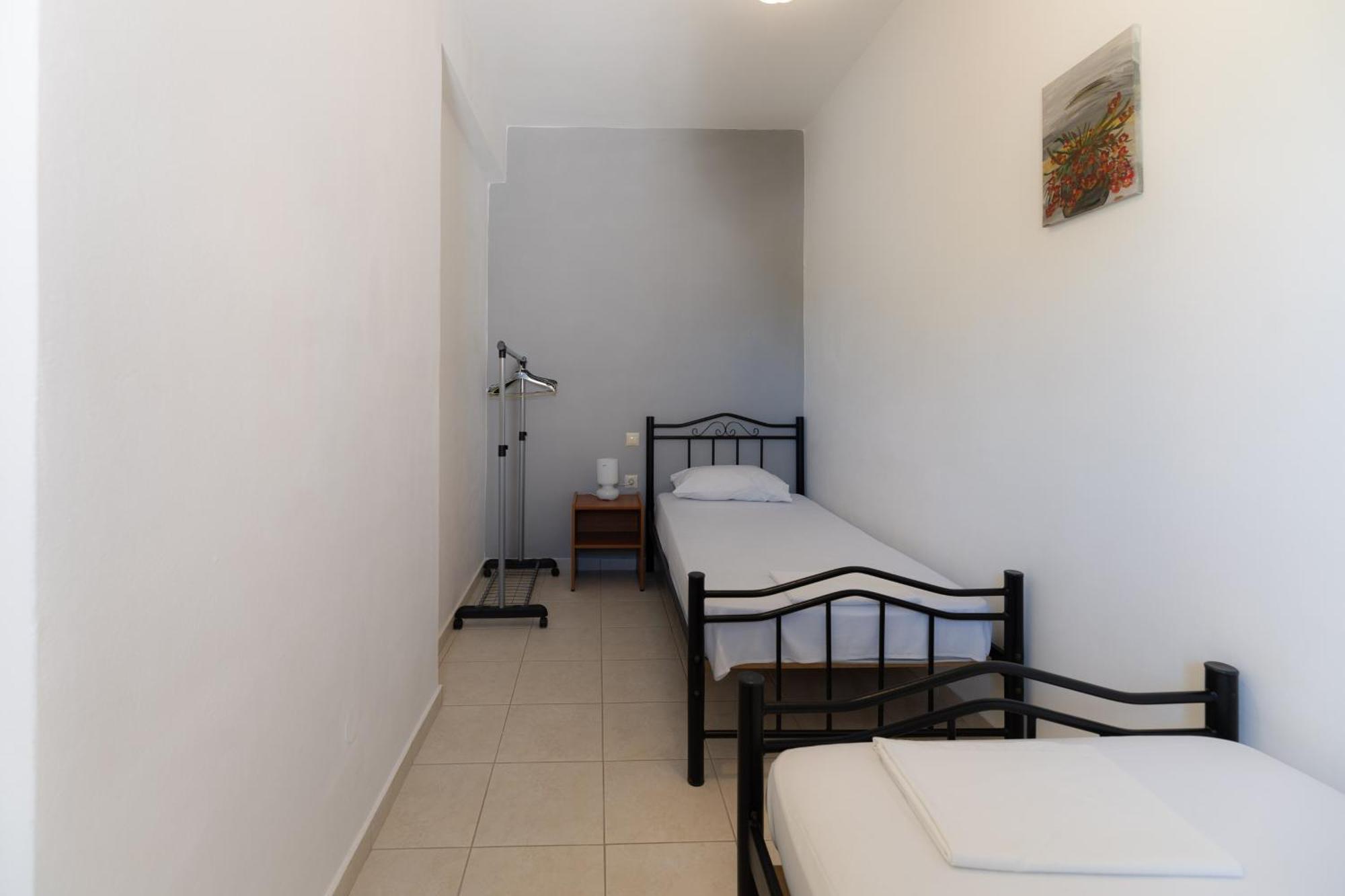 Korfes Apartments Kamilari Exterior photo